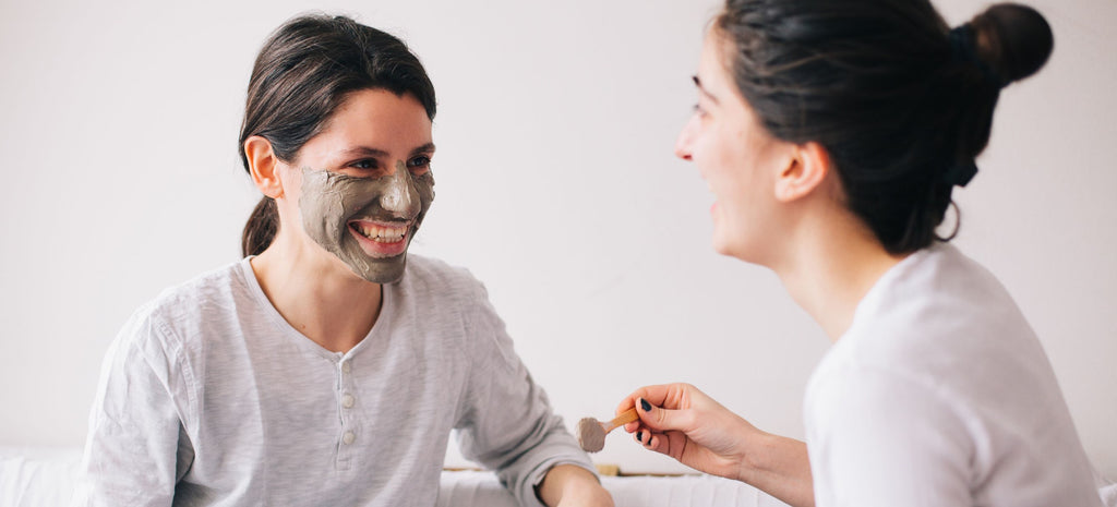 The secret to all-natural skin detox: bentonite healing clay mask